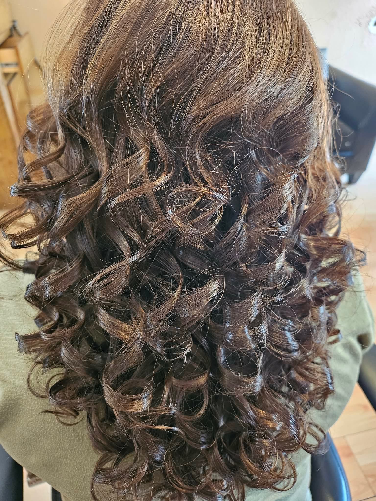 Half-Up Curls